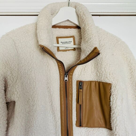 Abercrombie & Fitch A&F Soft Collection Ivory Sherpa Fleece Jacket | Size: S - Picture 2 of 8